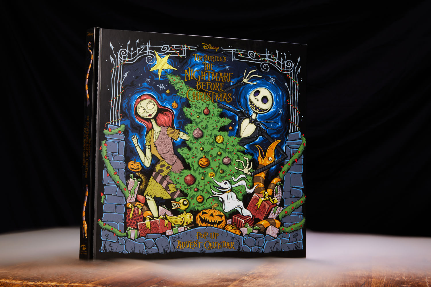 The Nightmare Before Christmas: Pop-Up Book and Advent Calendar