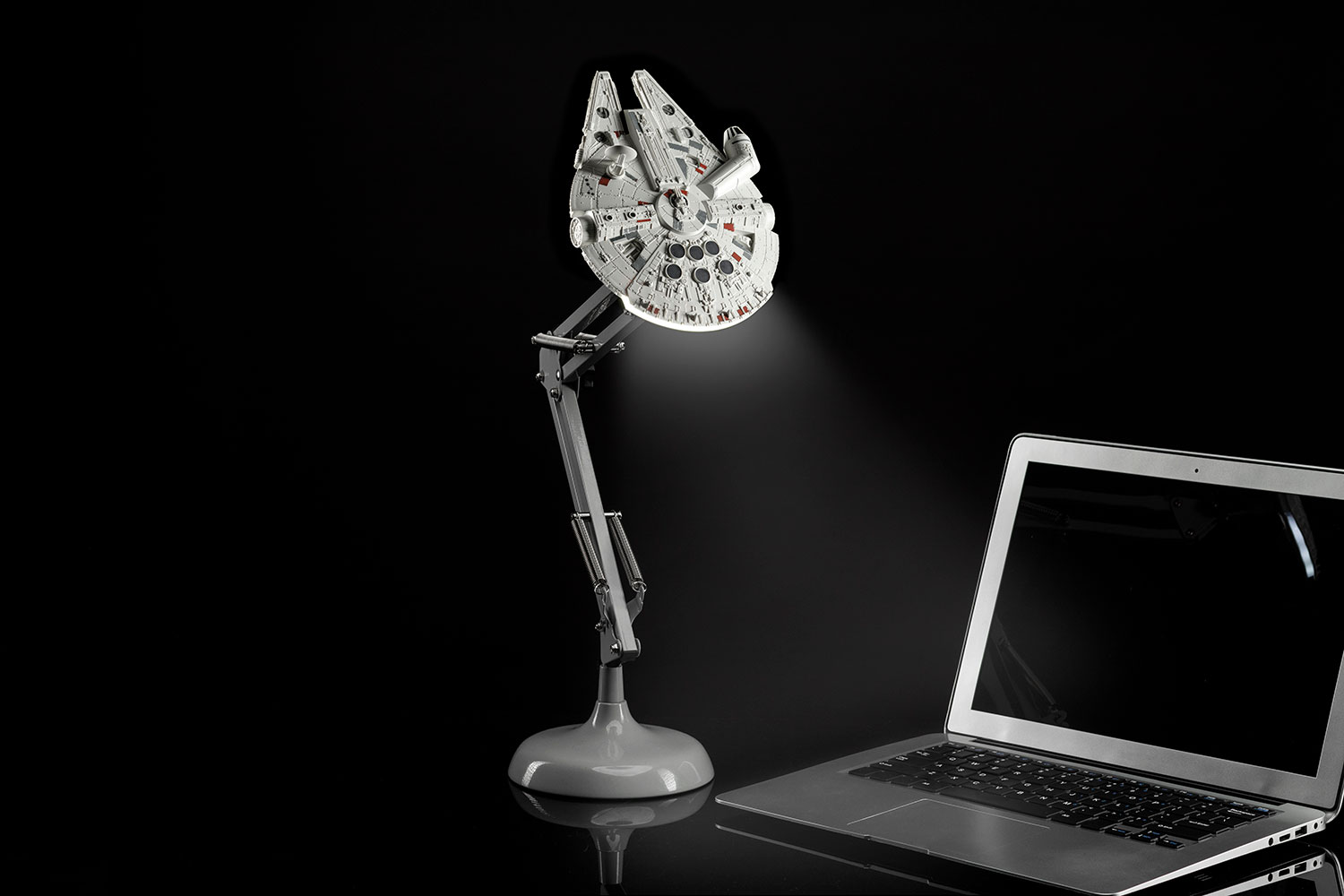 Millennium Falcon Posable Desk Light