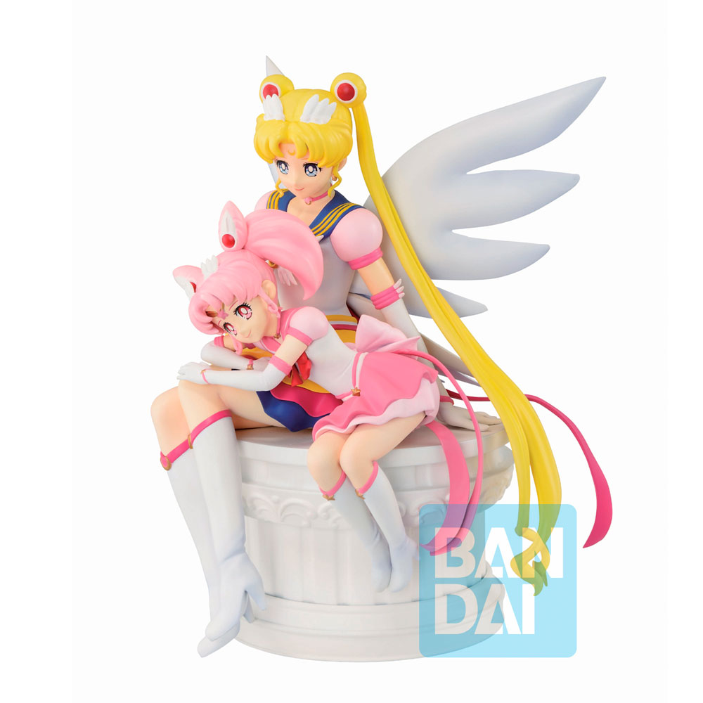 Eternal Sailor Moon and Eternal Sailor Chibi Moon