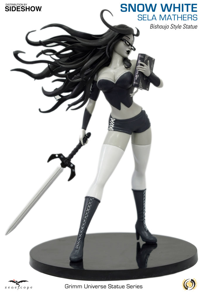 Sela Mathers (Snow White) Black & White