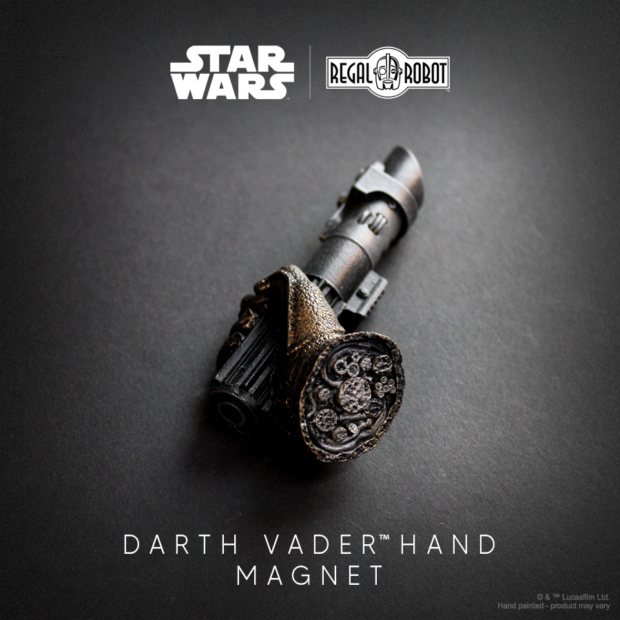 Darth Vader™ Hand Magnet
