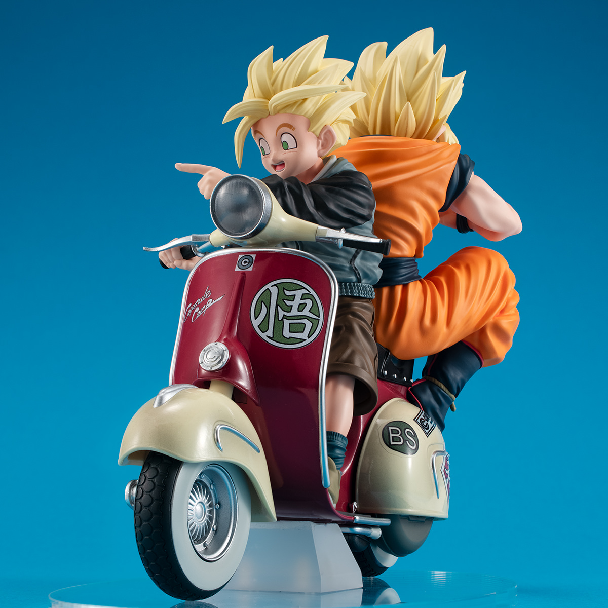 Super Saiyan Son Goku & Super Saiyan Son Gohan on Motorbike