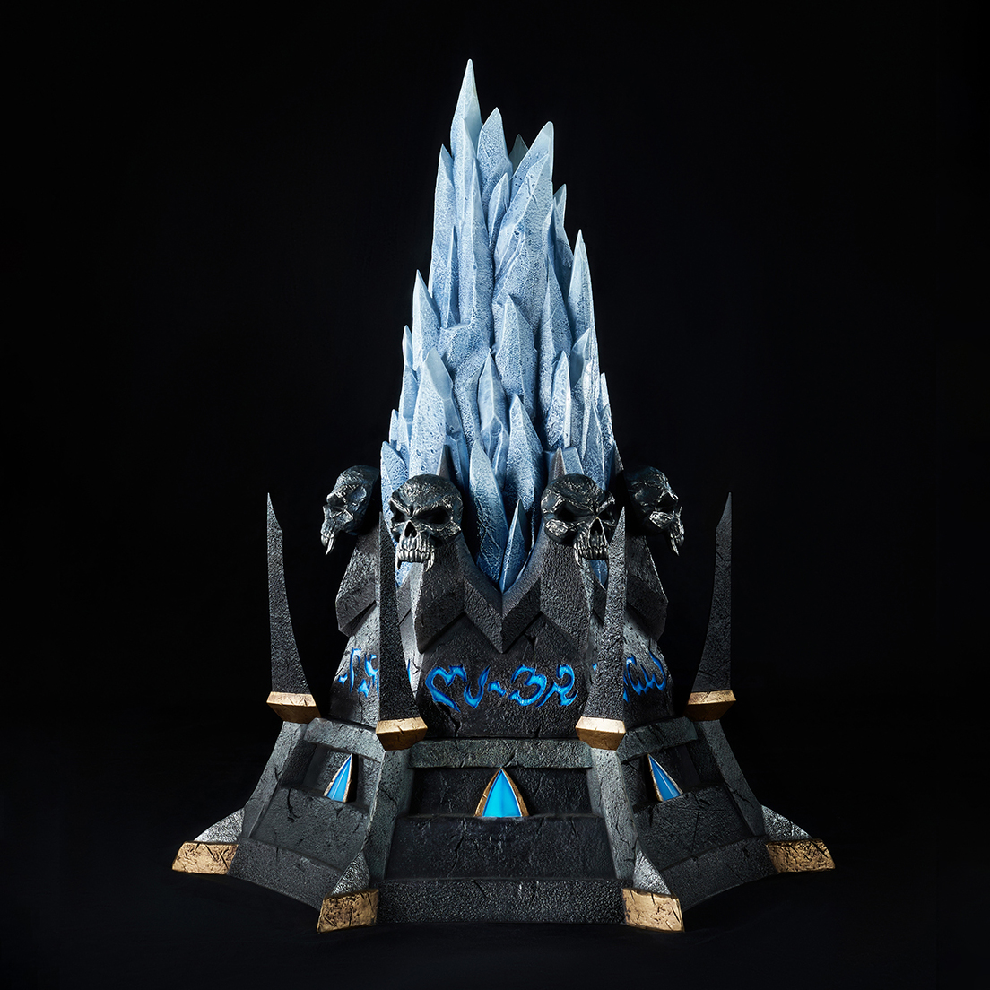 Frostmourne Sword Ice Pedestal