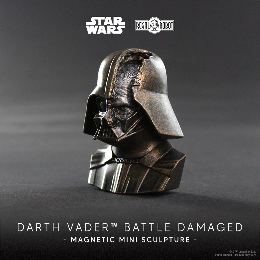Darth Vader™ Battle-Damaged Magnet