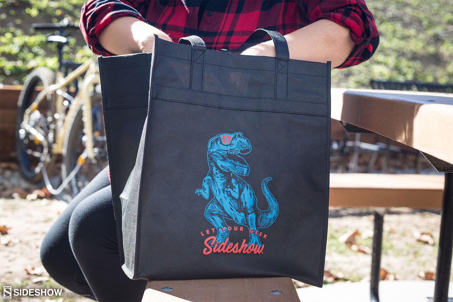Dino Let your Geek Sideshow Tote