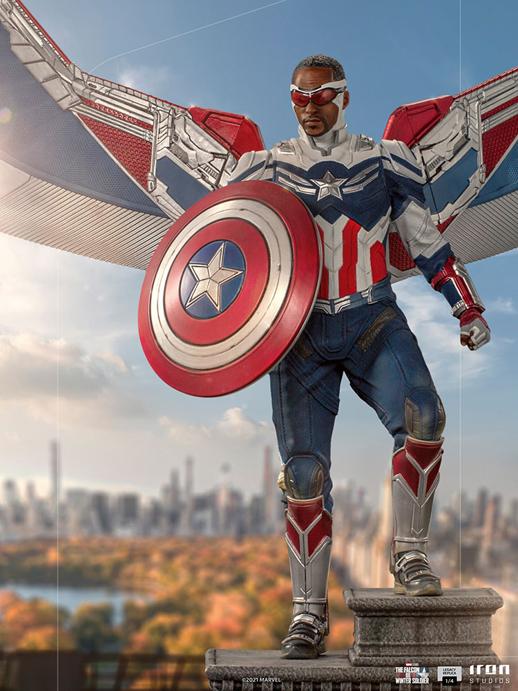 Captain America Sam Wilson (Open Wings Version)