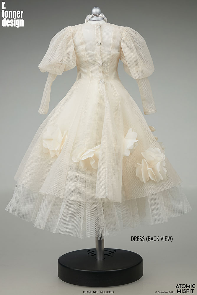 Romantic Notion Fashion Doll Outfit