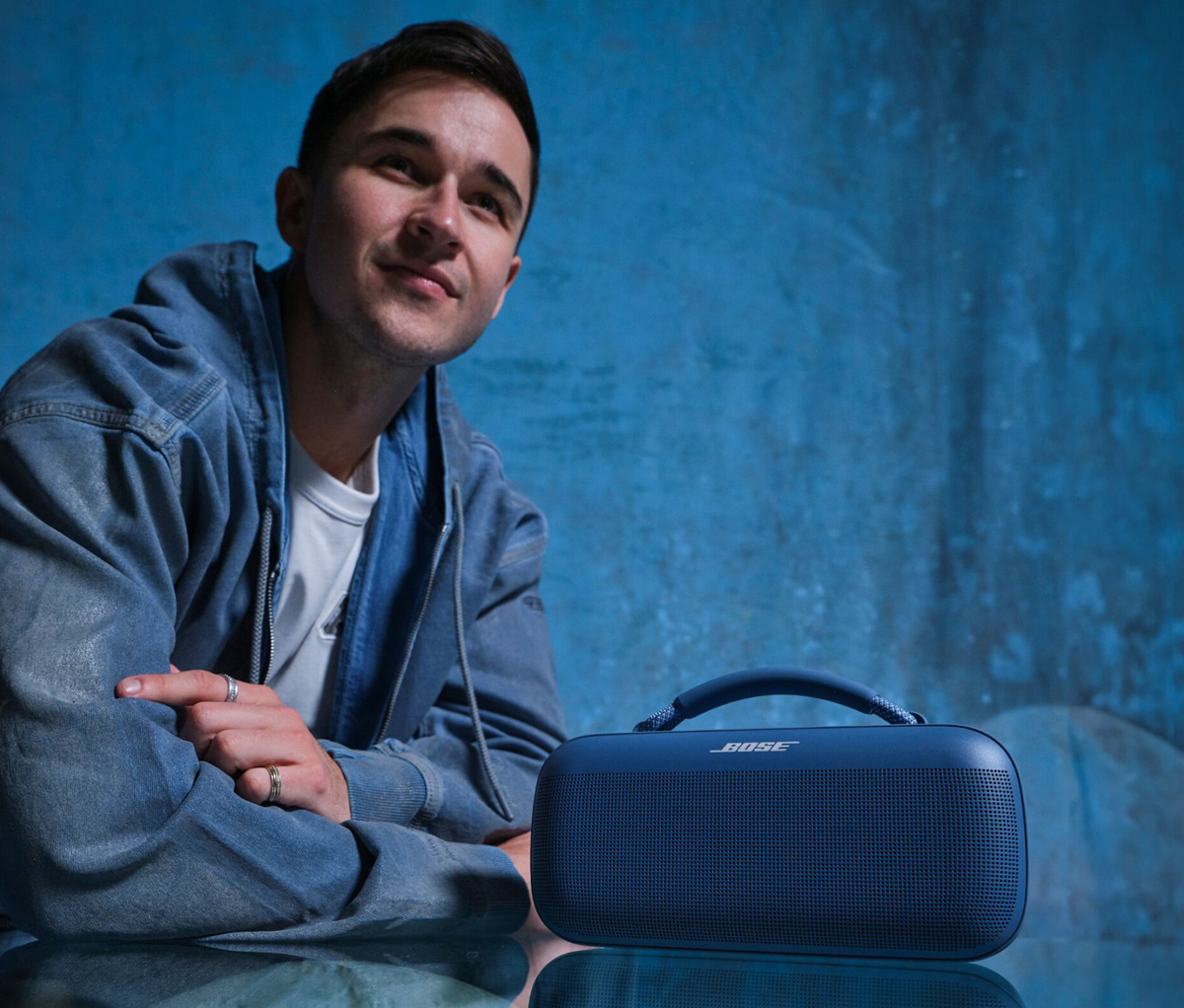 Tragbarer Bose SoundLink Max Lautsprecher