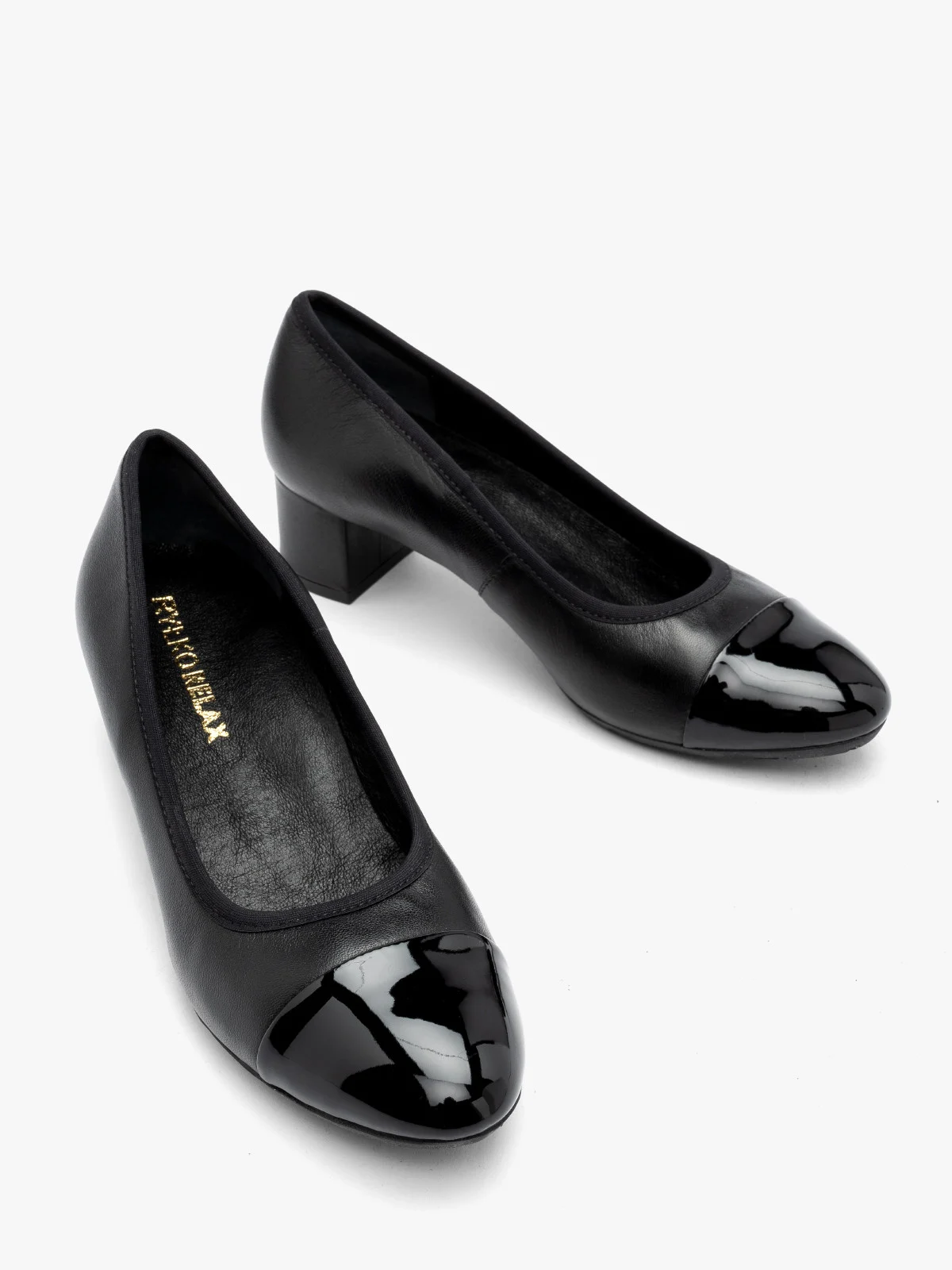 Czarne czółenka z lakierowanym noskiem