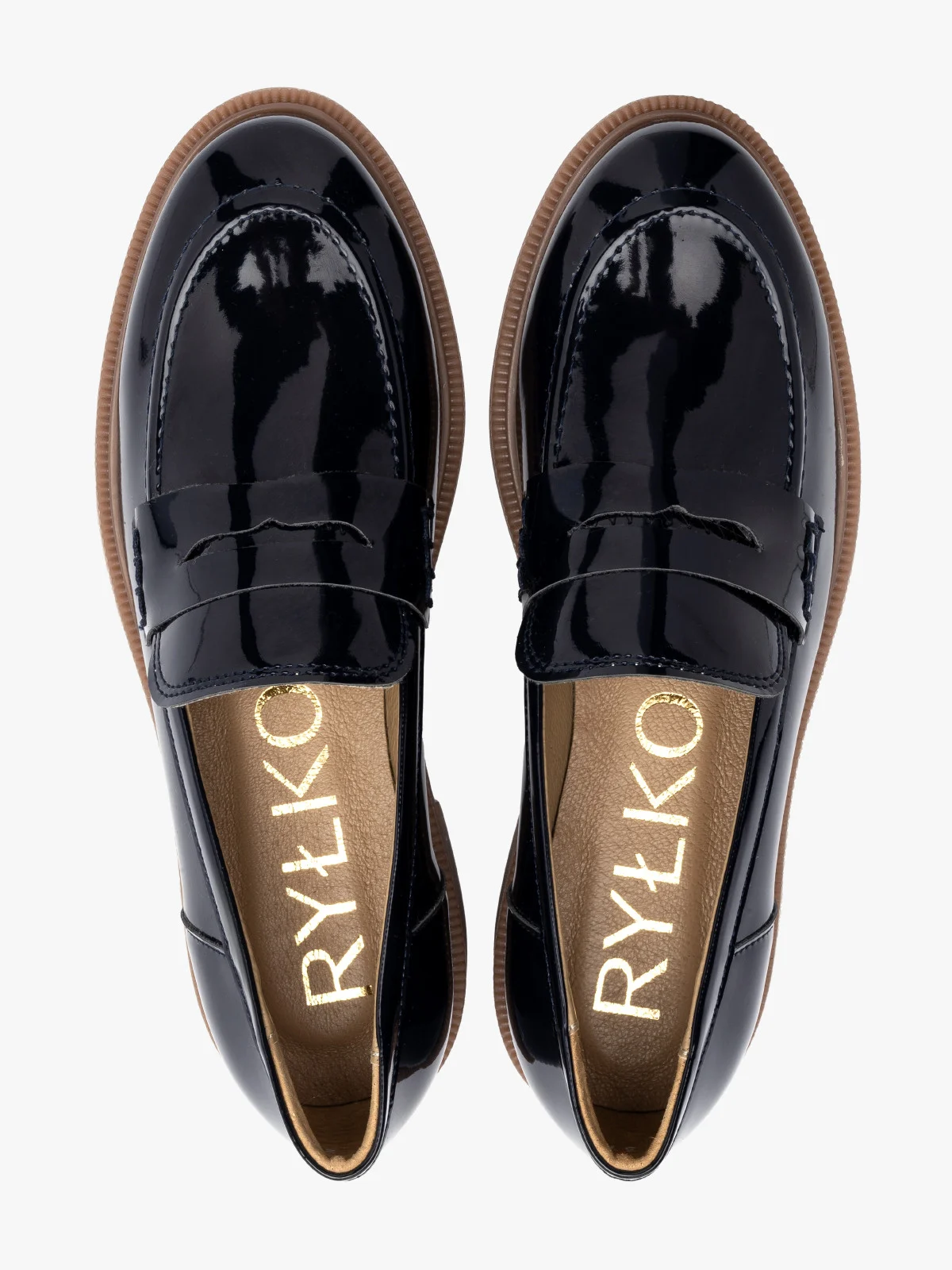 Granatowe lakierowane mokasyny na beżowym spodzie