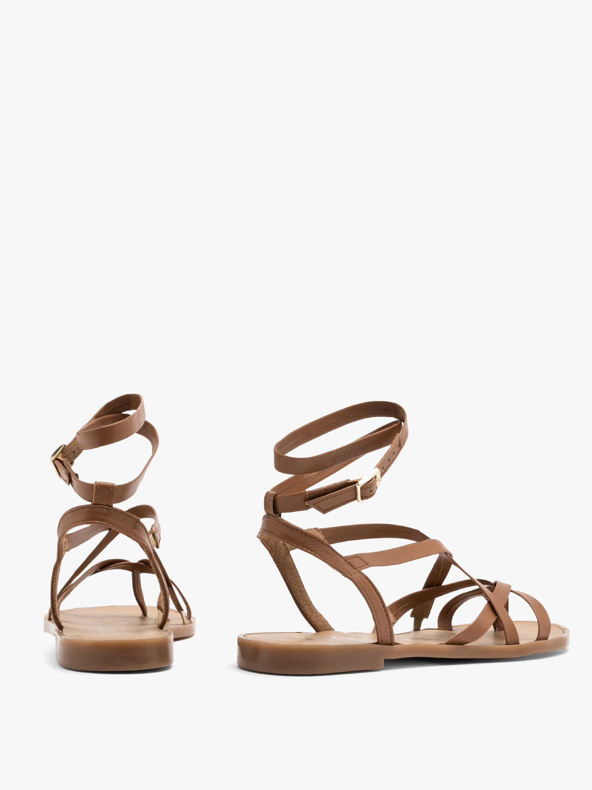 Jasnobrązowe sandały typu japonki