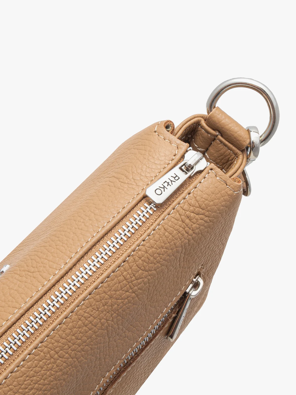 Beżowa torebka z regulowanym paskiem