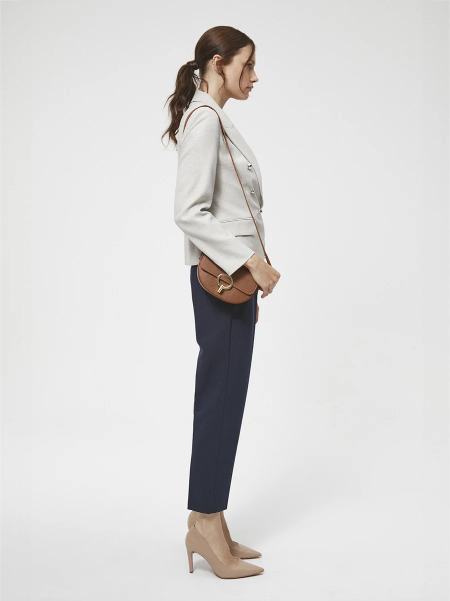 Beżowe czółenka na wysokim obcasie