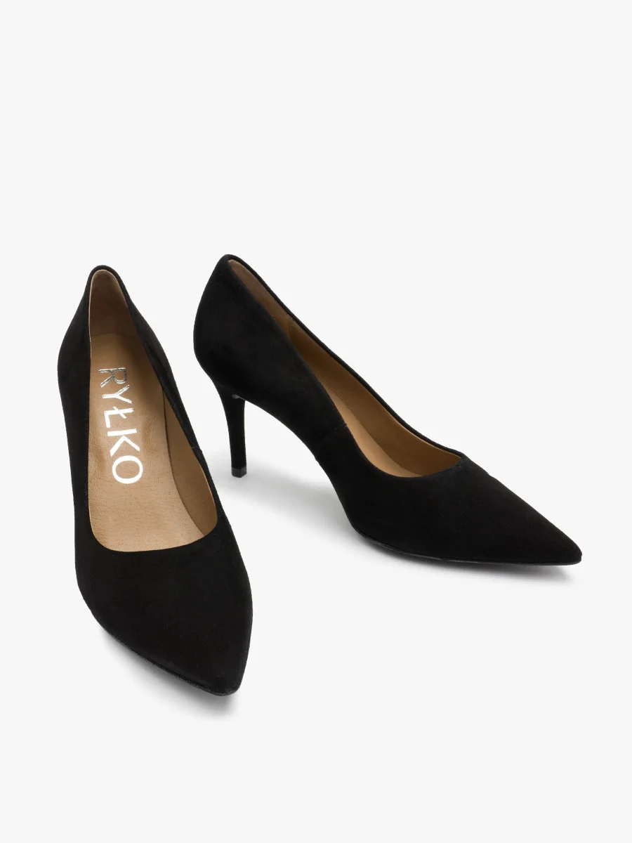 Czarne welurowe czółenka na szpilce