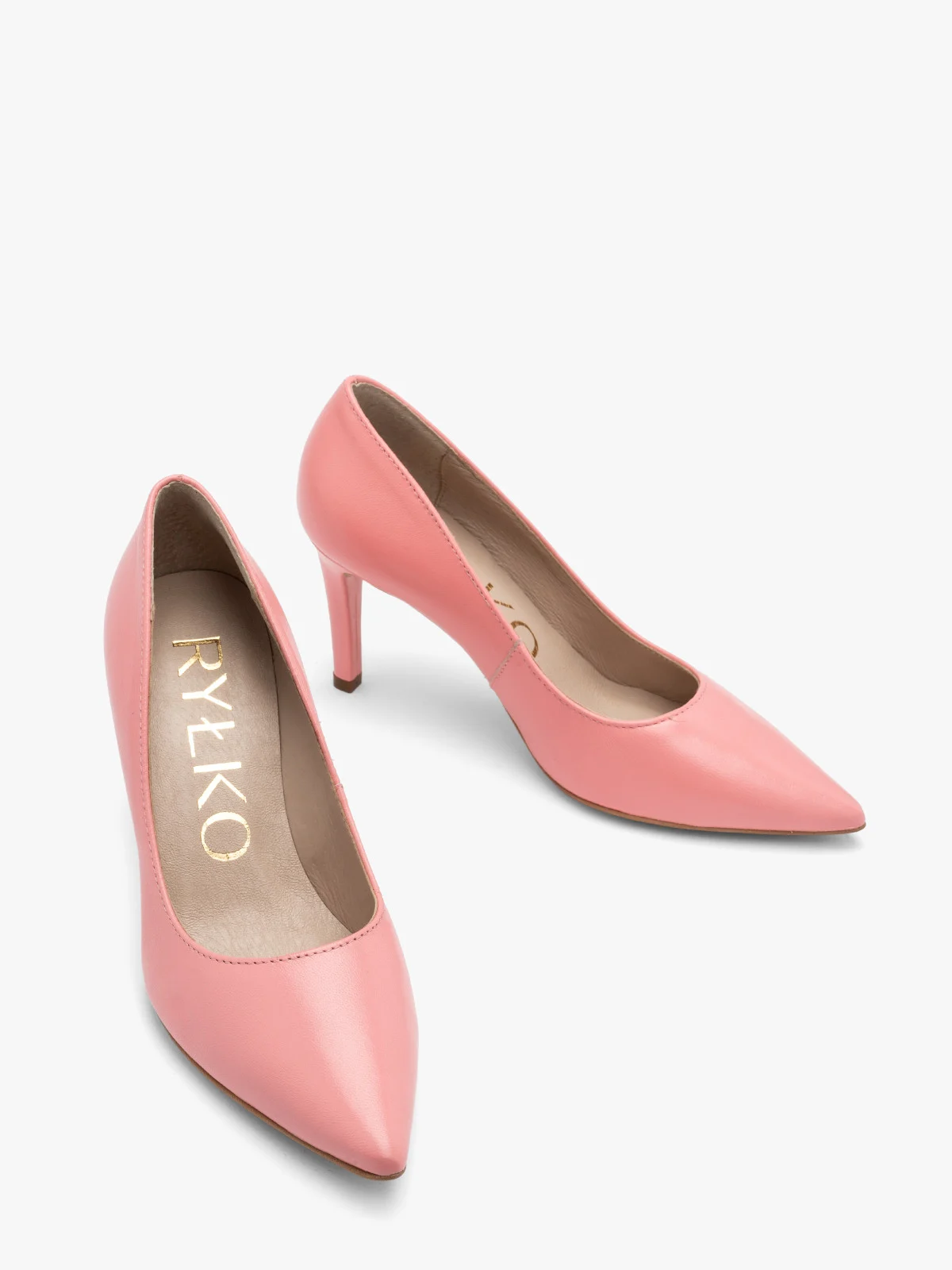 Różowe czółenka na szpilce