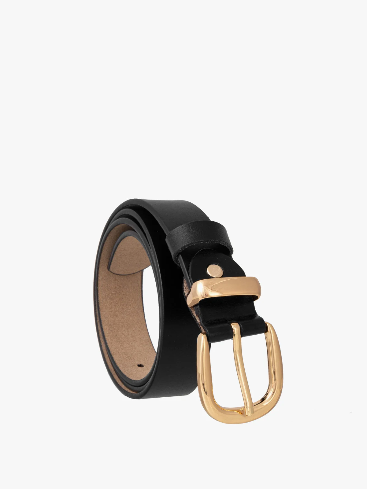 Czarny skórzany pasek ze złotą klamrą