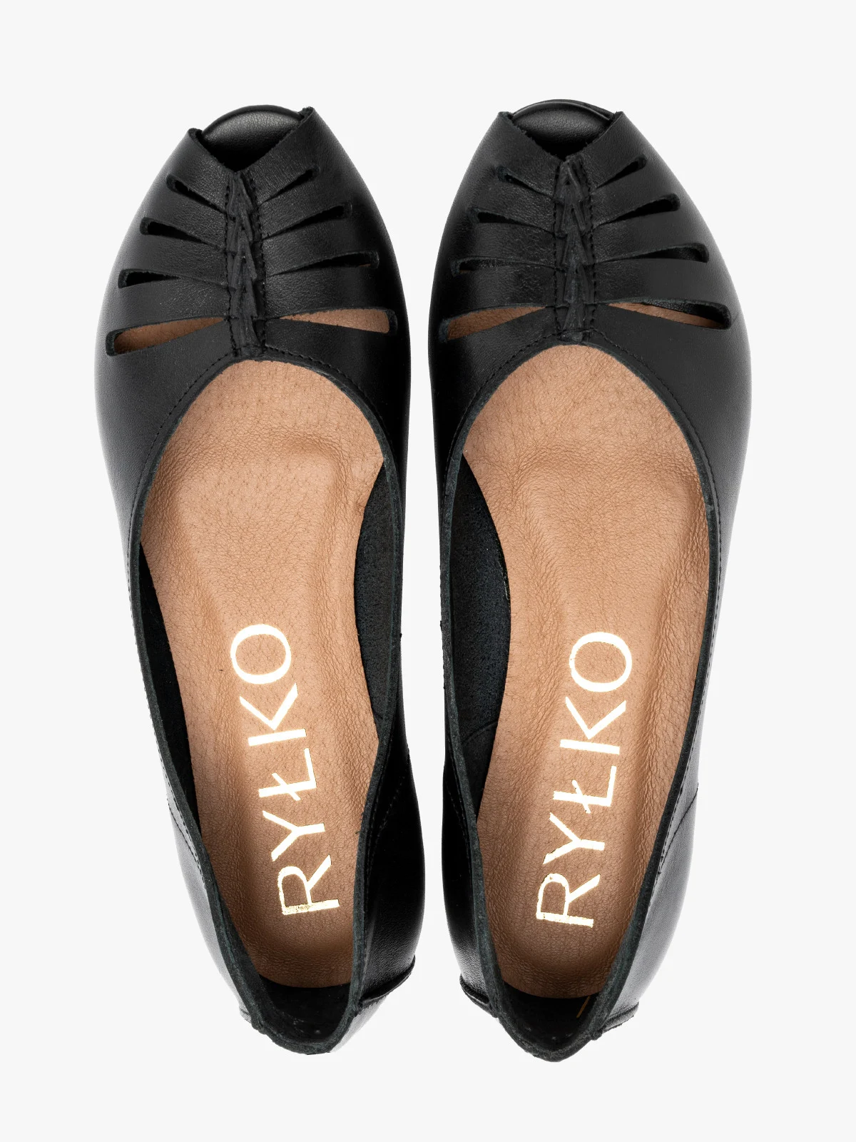 Czarne baleriny z ażurowym przodem