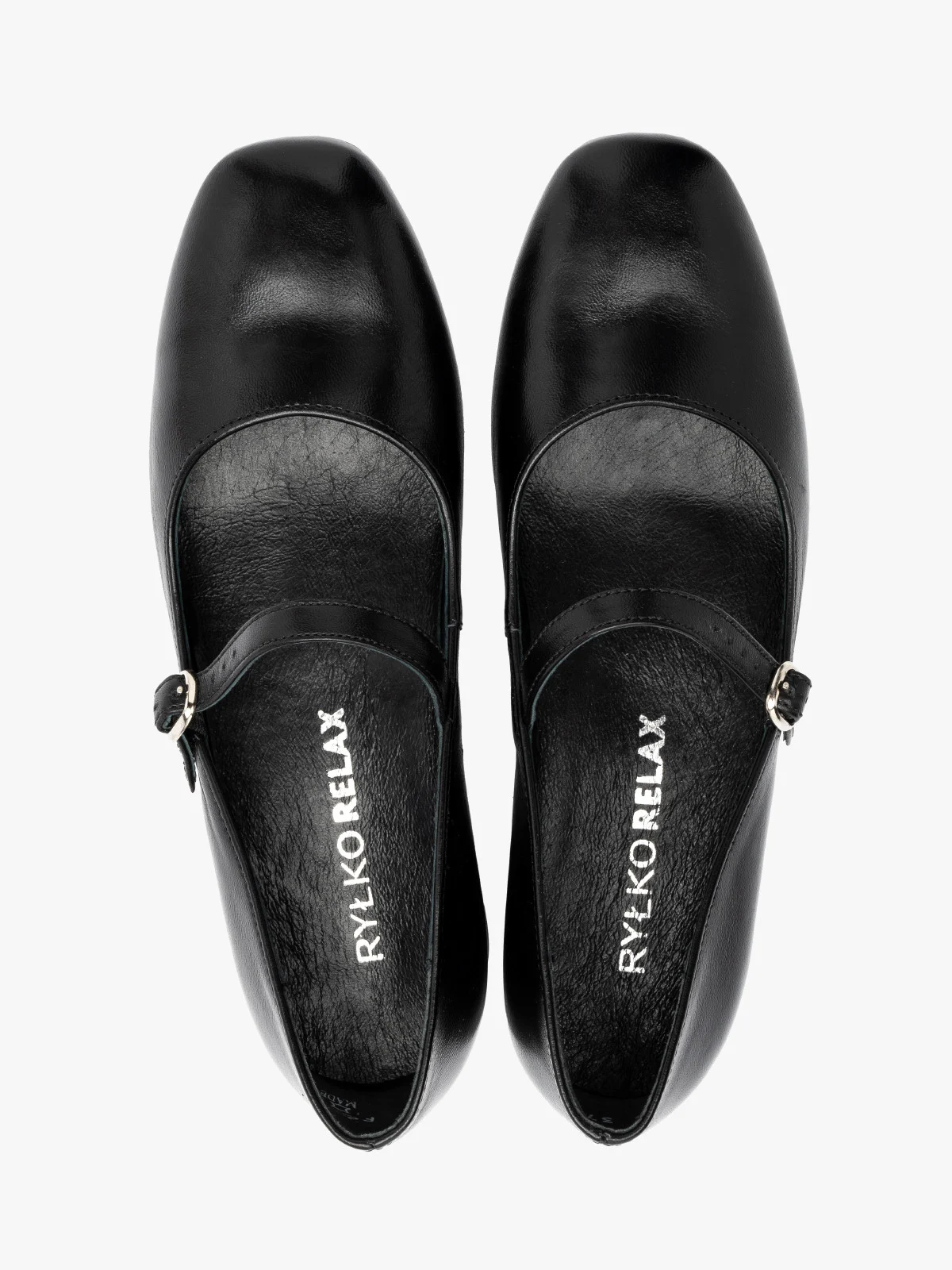 Czarne czółenka z paskiem