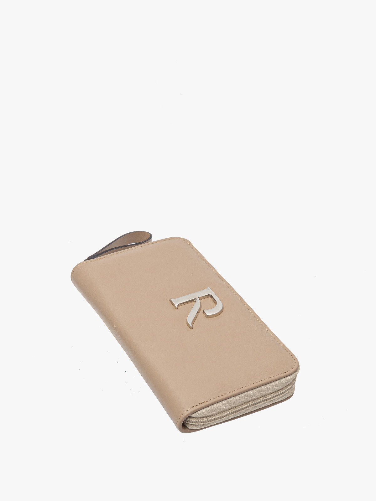 Beżowy portfel damski ze srebrnymi detalami