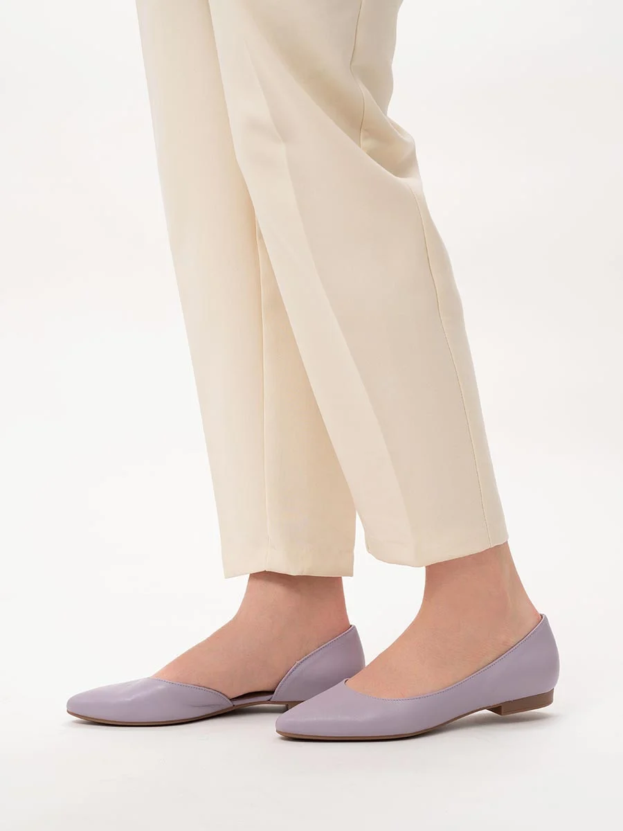 Liliowe baleriny z ozdobną cholewką