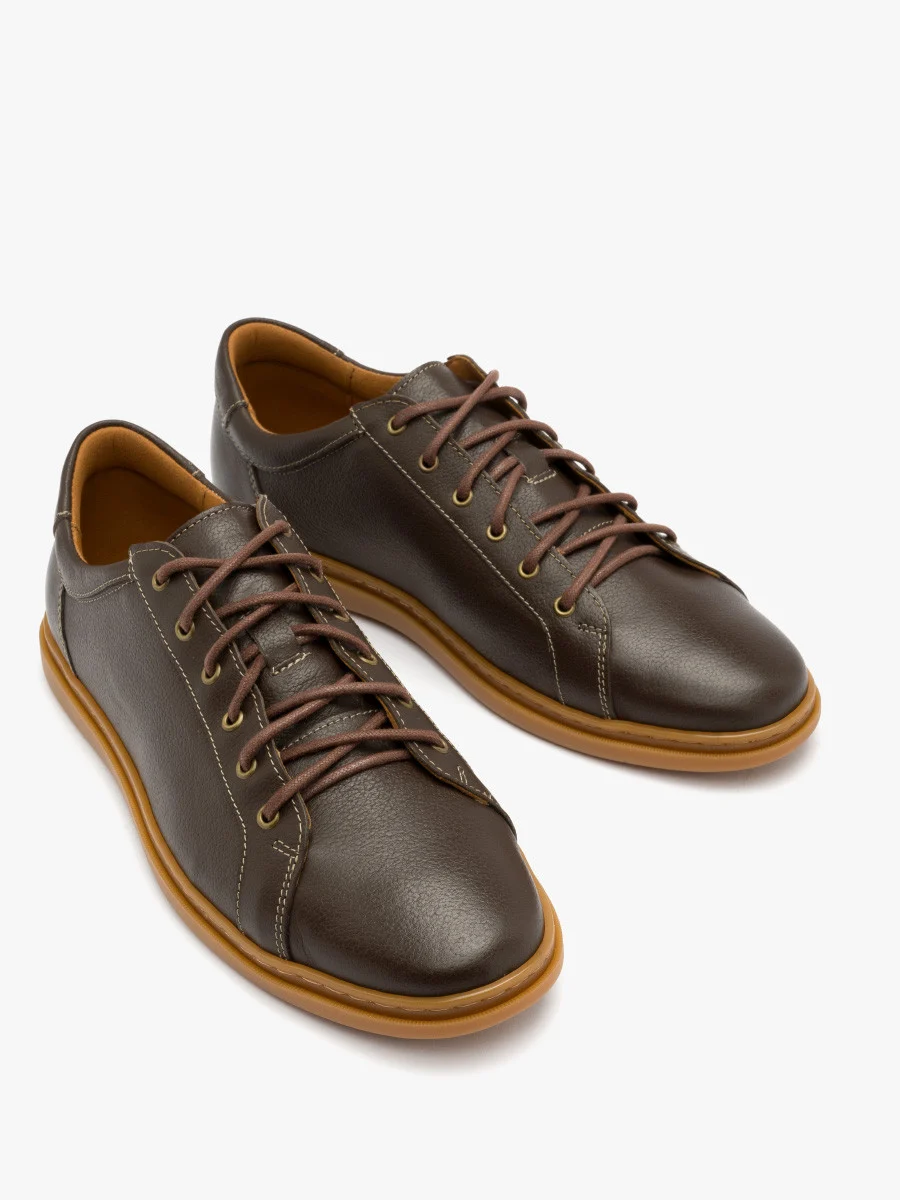 Brązowe półbuty męskie