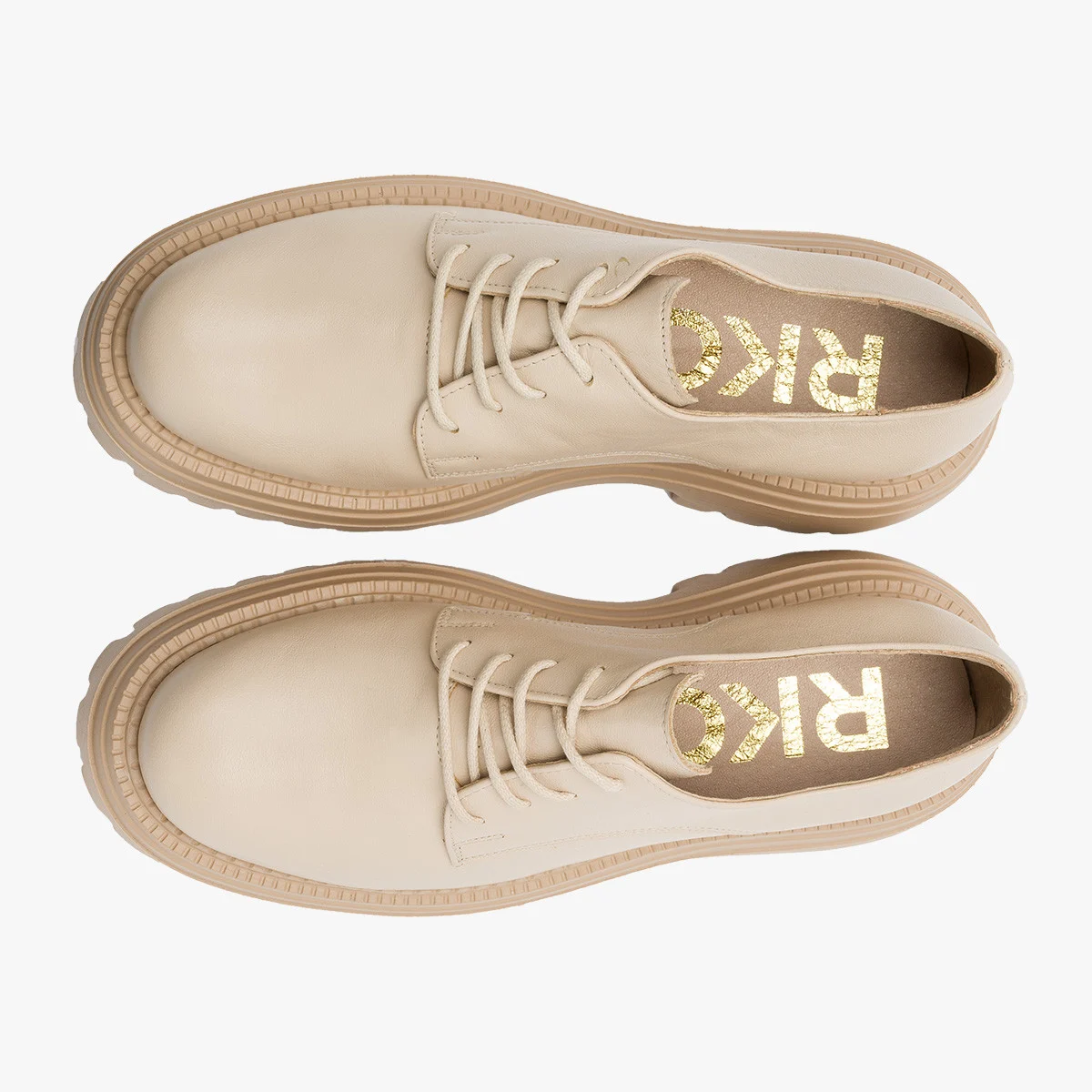 Kremowe półbuty na lekkiej podeszwie