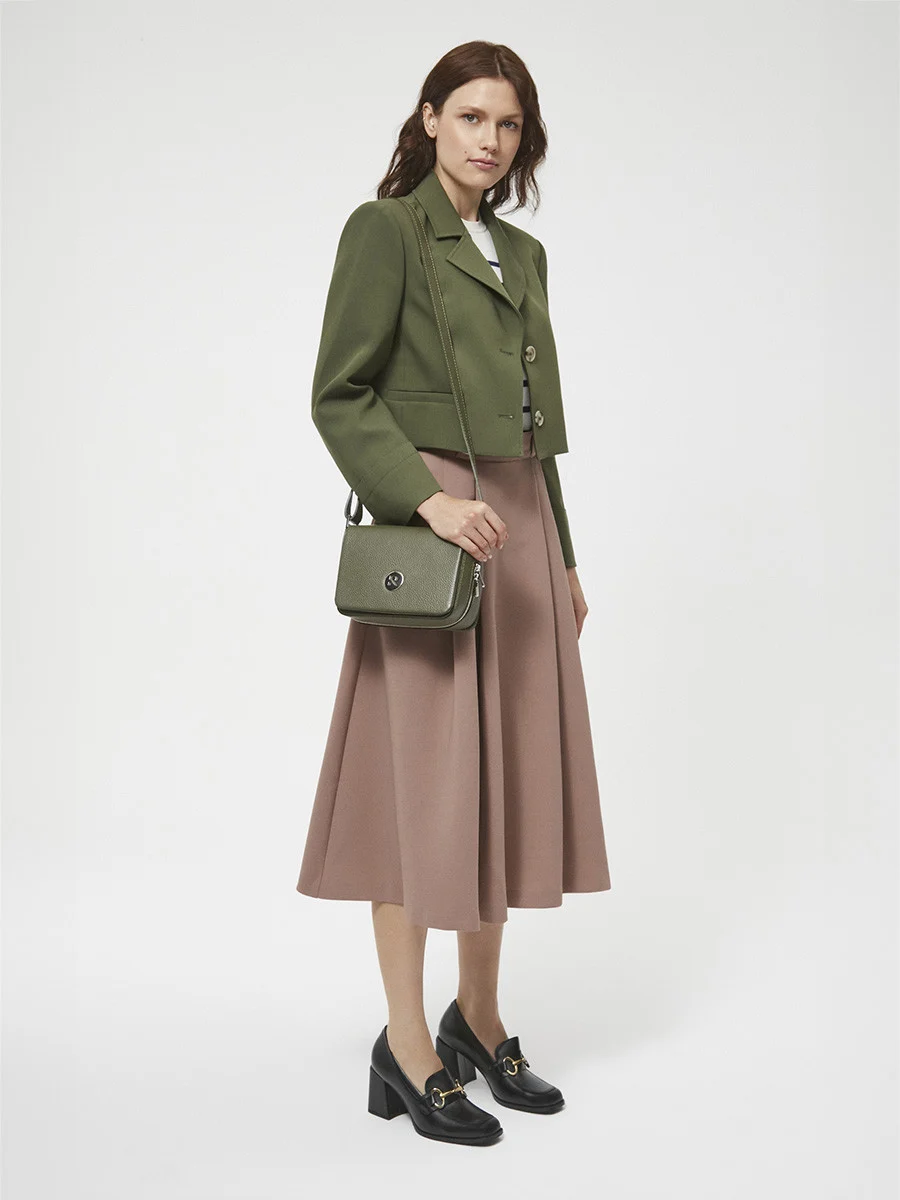 Czarne mokasyny na obcasie