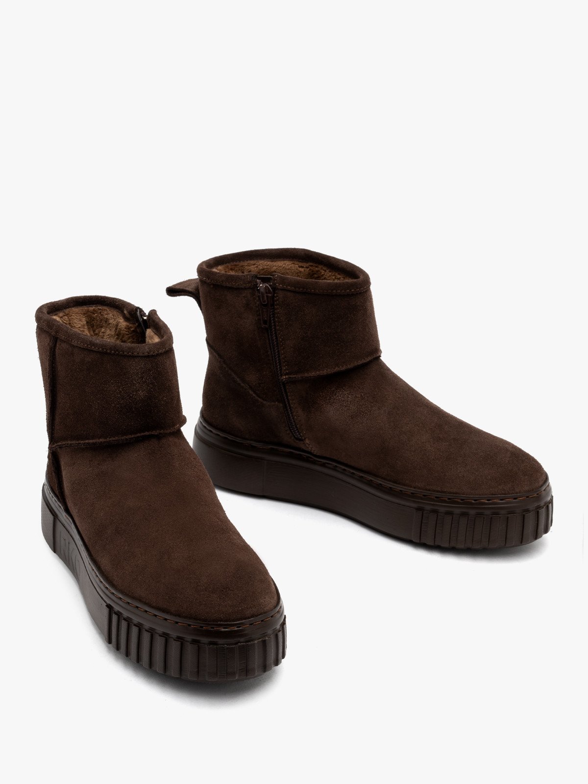 Brązowe śniegowce damskie z weluru