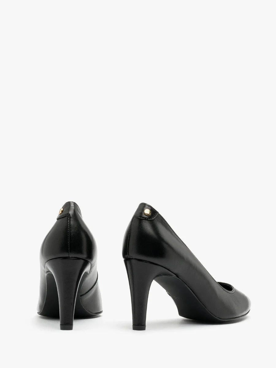 Czółenka na szpilce