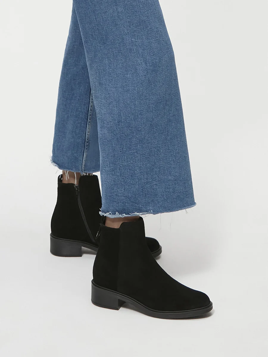 Czarne welurowe botki