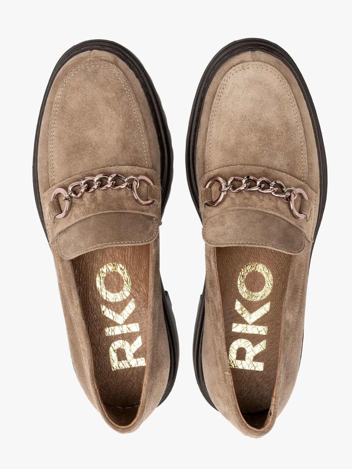 Piaskowe mokasyny z łańcuszkiem na cholewce