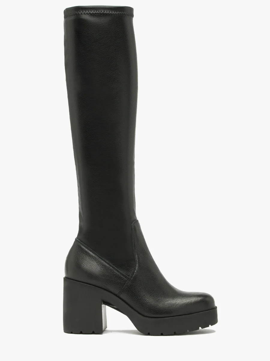 Czarne kozaki z elastyczną wąską cholewką