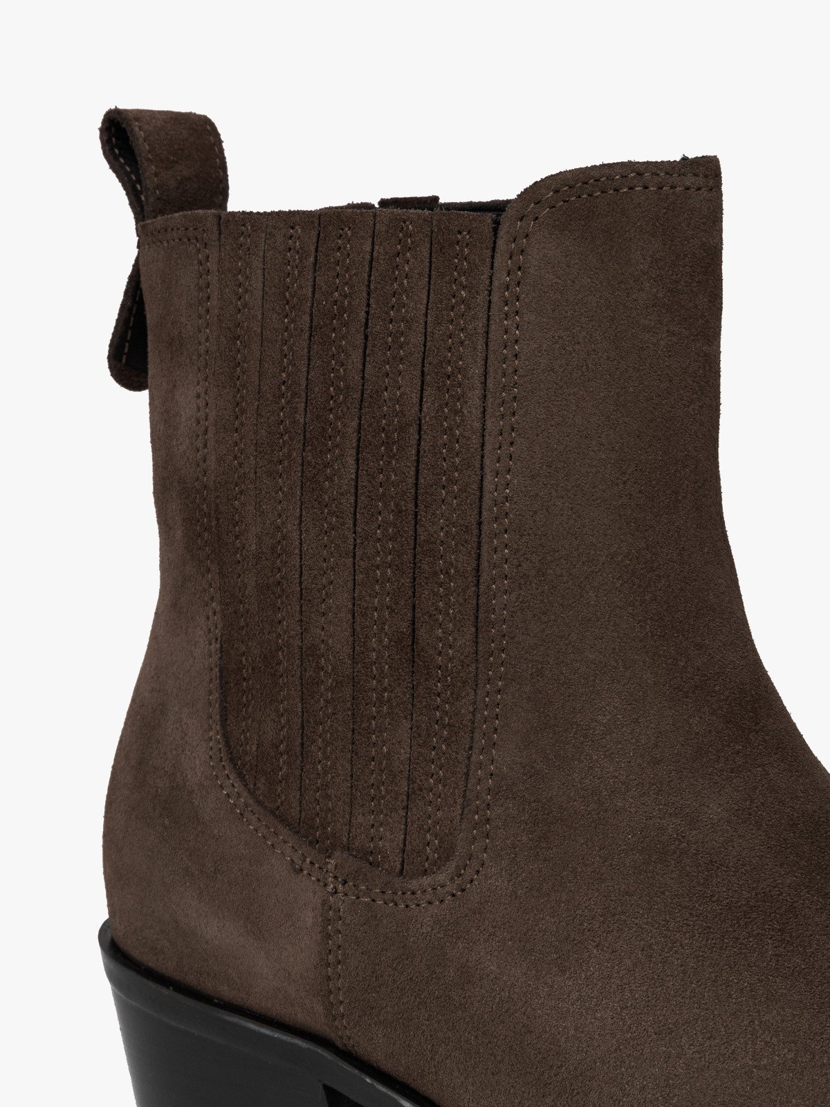 Brązowe sztyblety damskie na obcasie