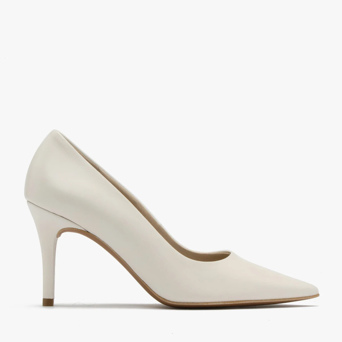 Kremowe czółenka na szpilce