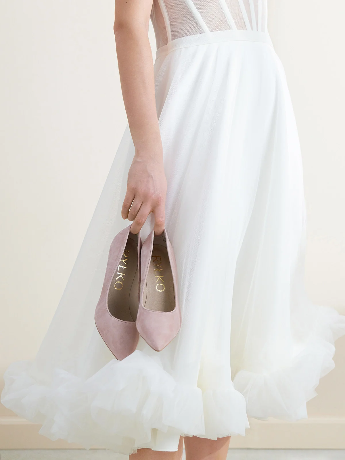 Różowe czółenka na szpilce