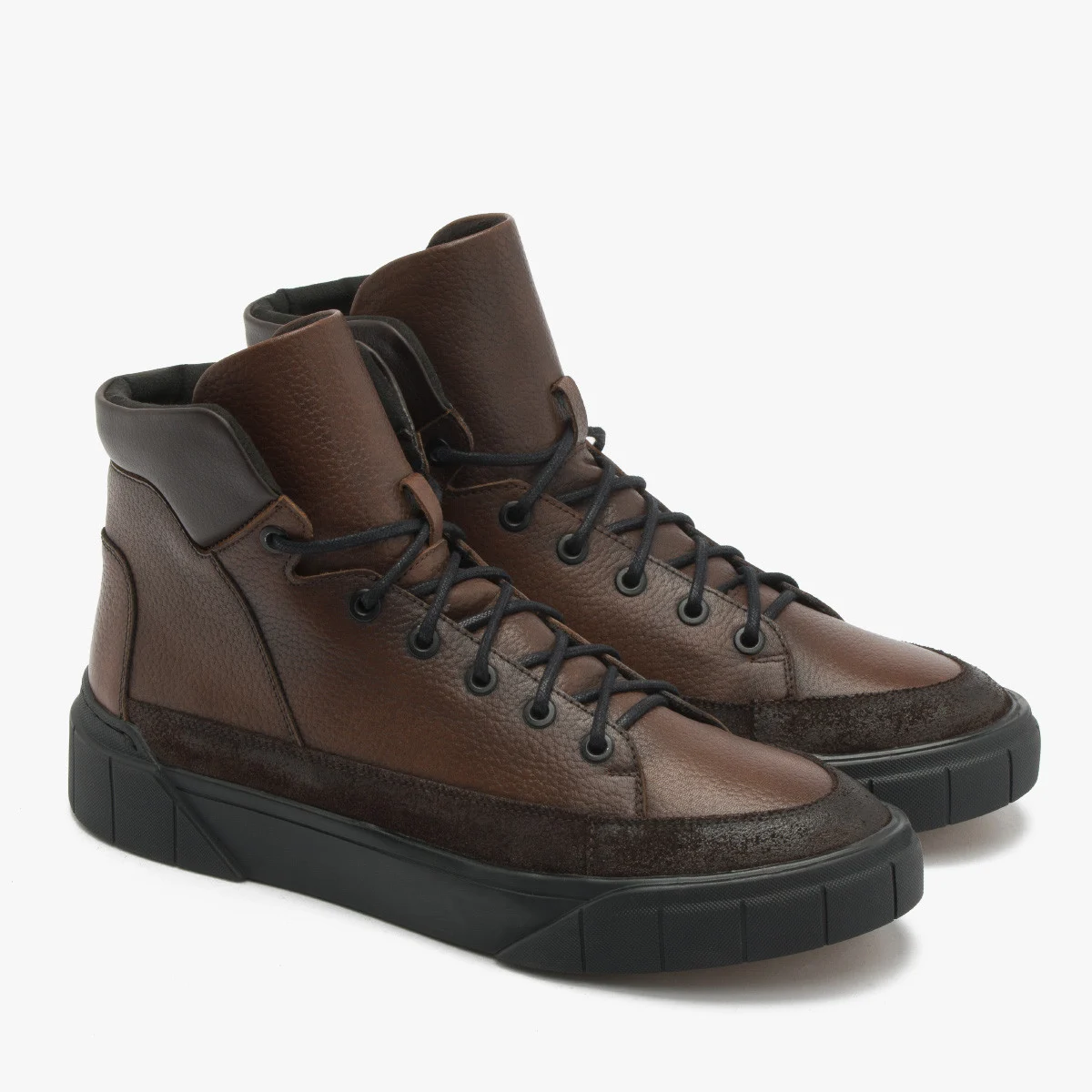 Brązowe trzewiki męskie