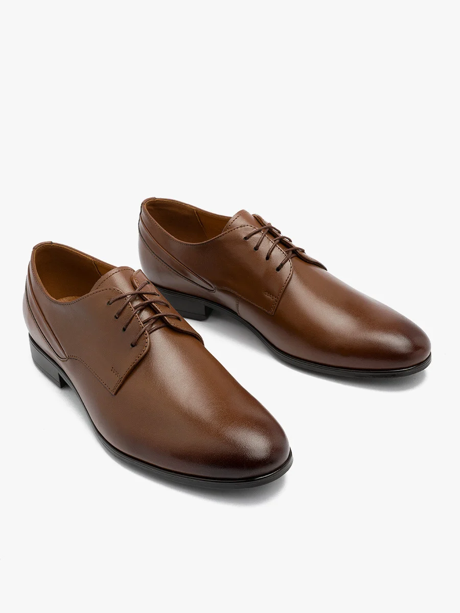 Brązowe półbuty męskie