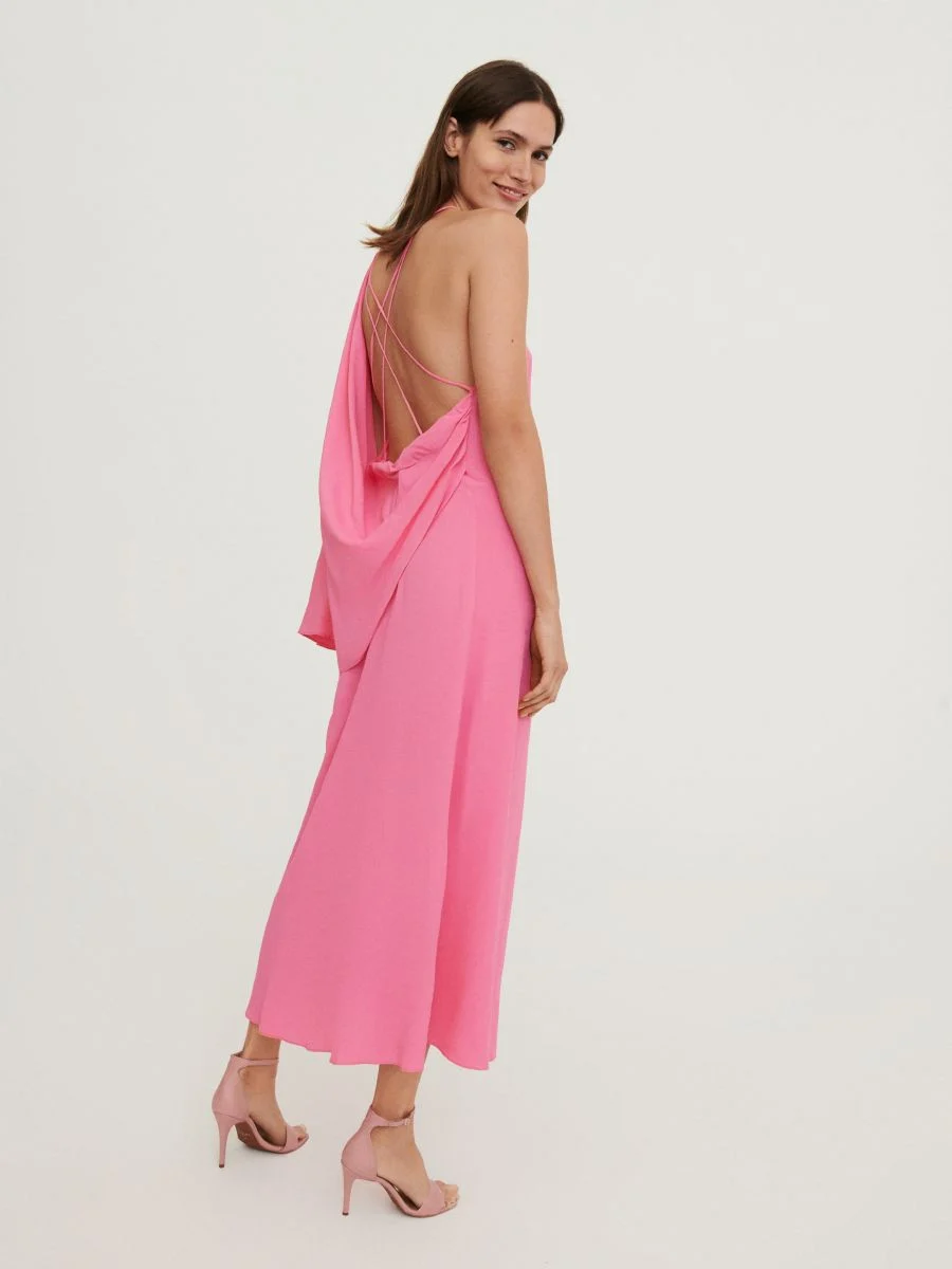 Różowe sandały na szpilce