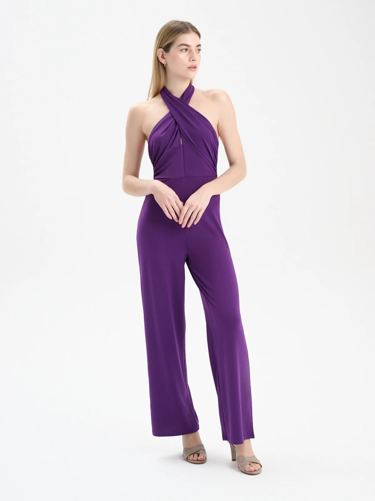 Beżowe sandały na szpilce