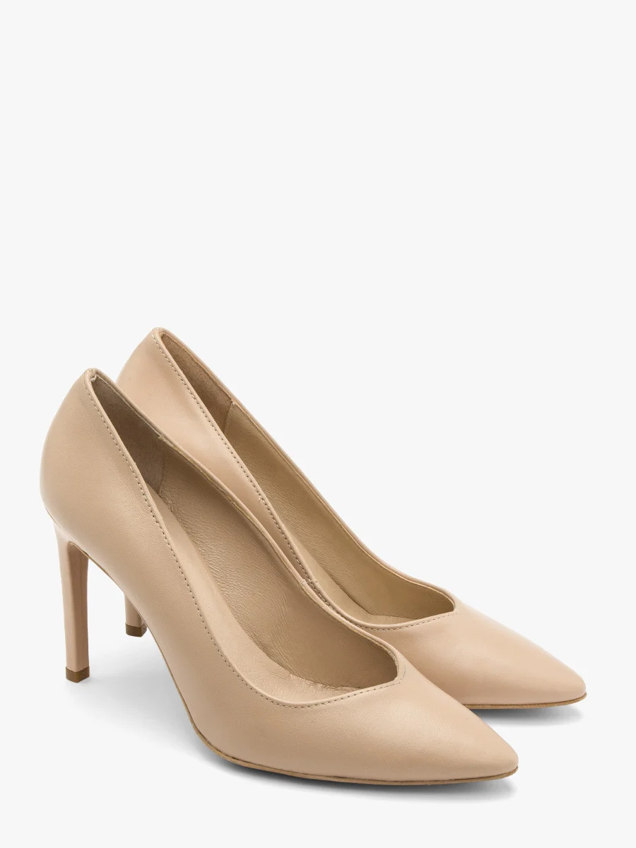 Beżowe czółenka z ozdobny dekoltem