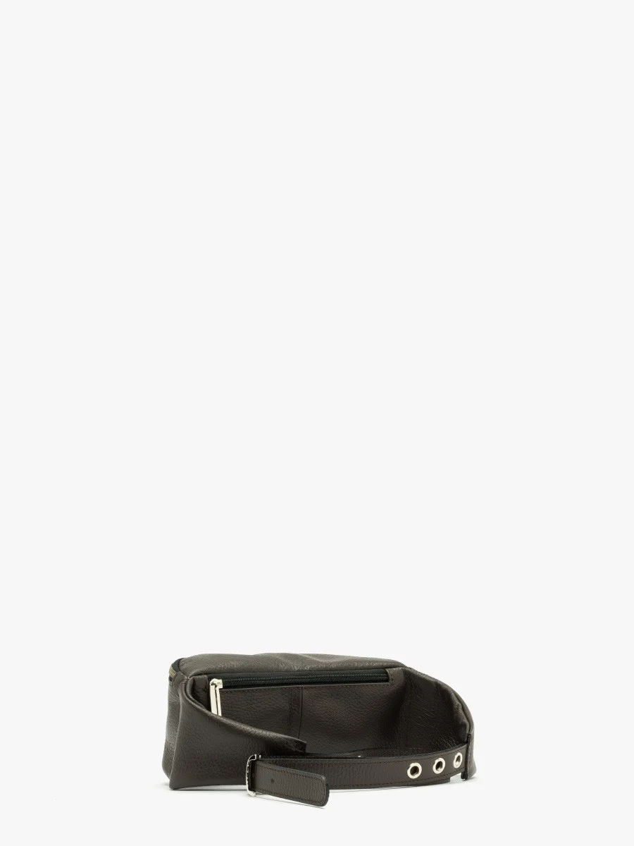 Mała ciemnobrązowa torebka typu nerka