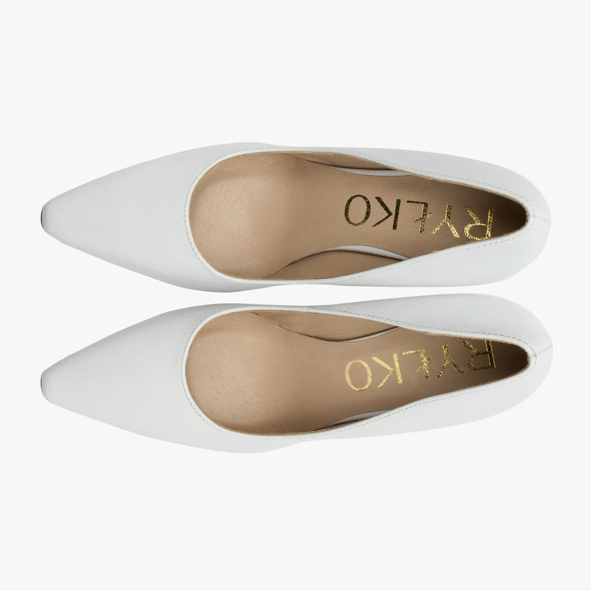 Białe czółenka na szpilce