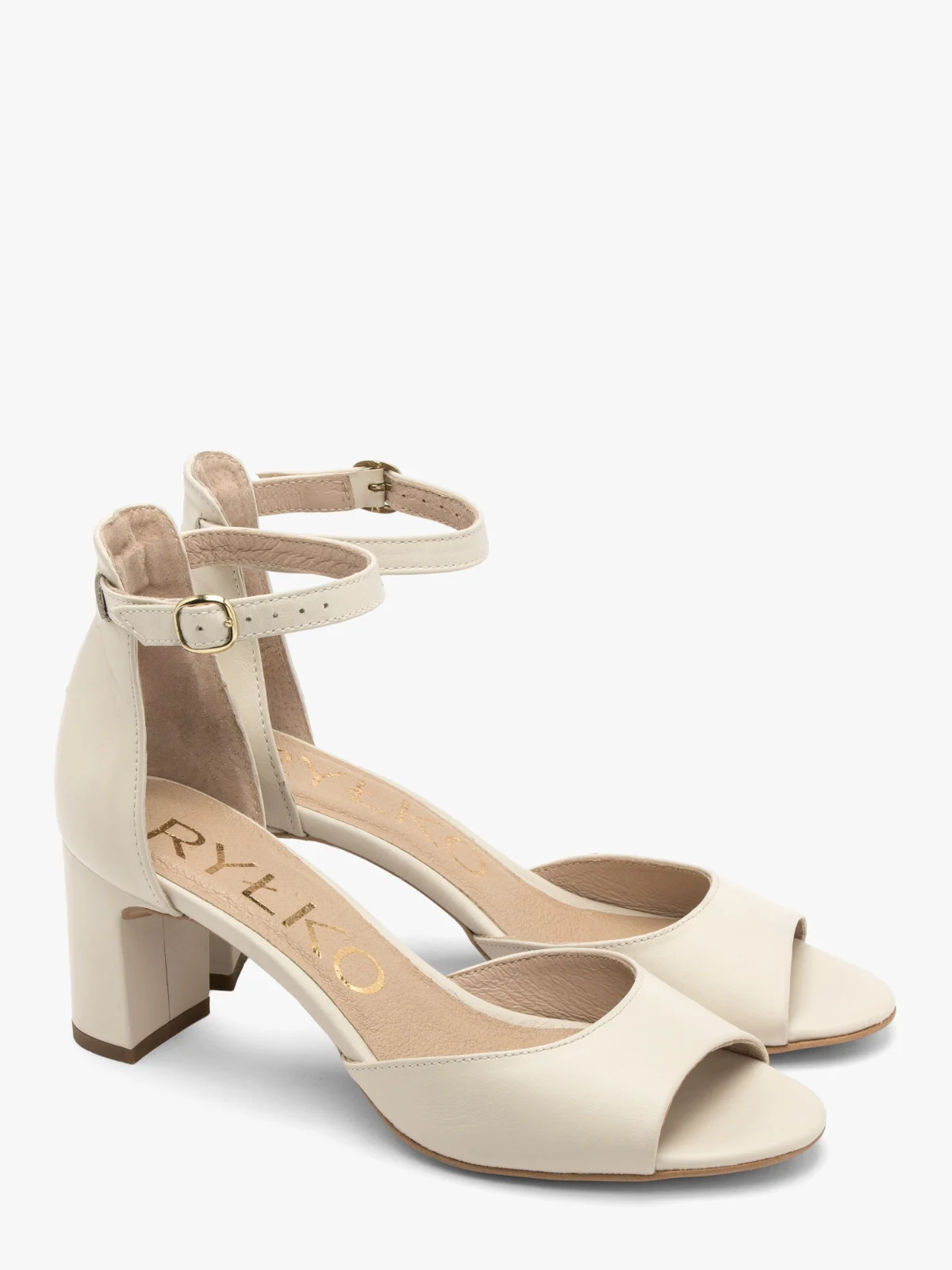 Klasyczne, kremowe sandały na obcasie