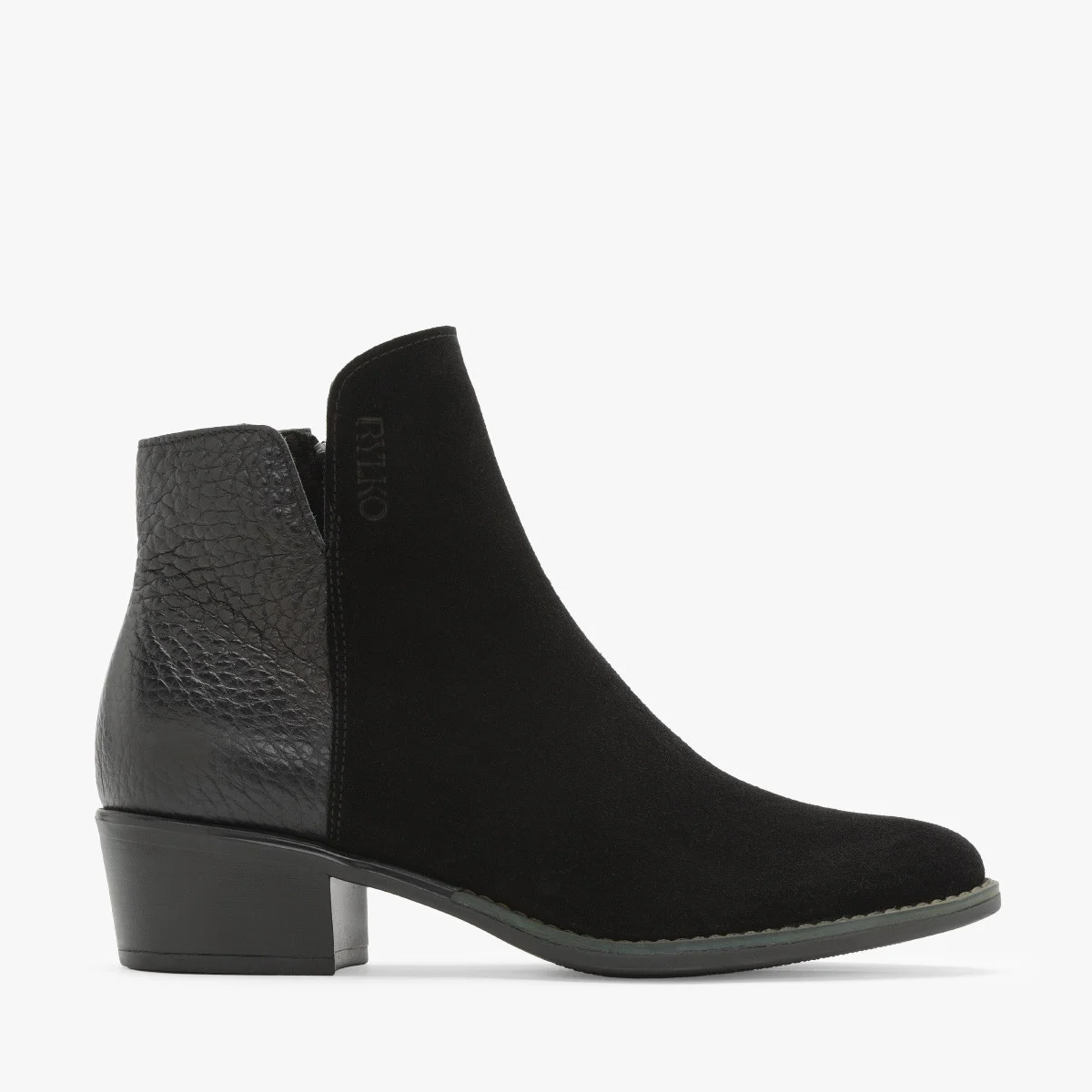 Czarne botki na niskim obcasie