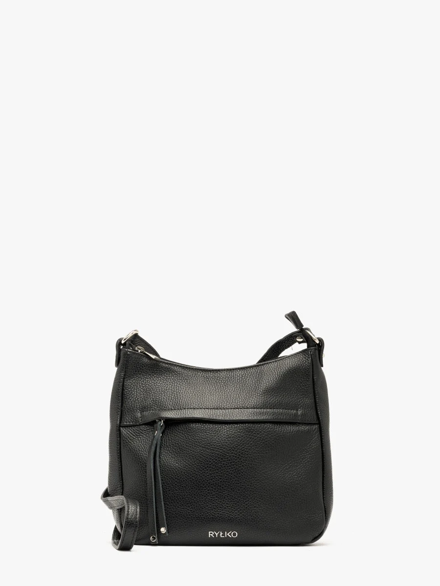 Czarna torebka średniej wielkości