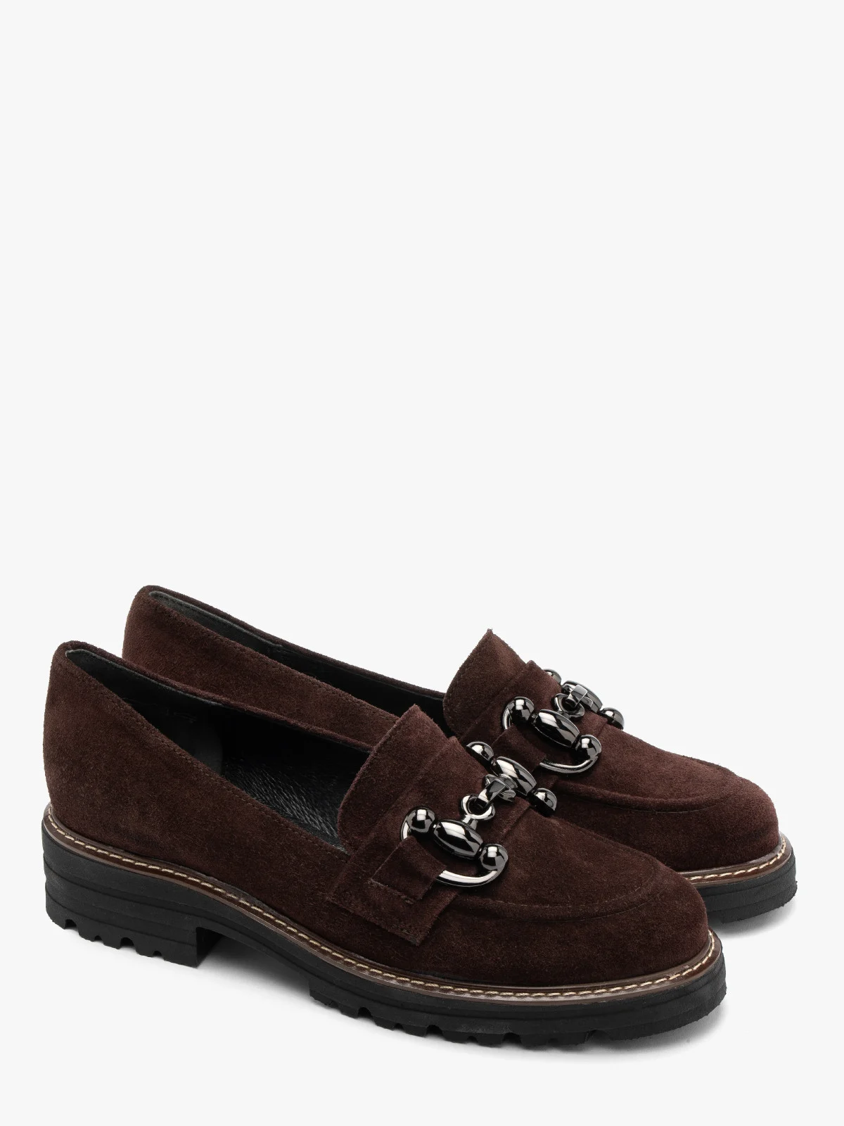 Bordowe mokasyny z ozdobą na cholewce