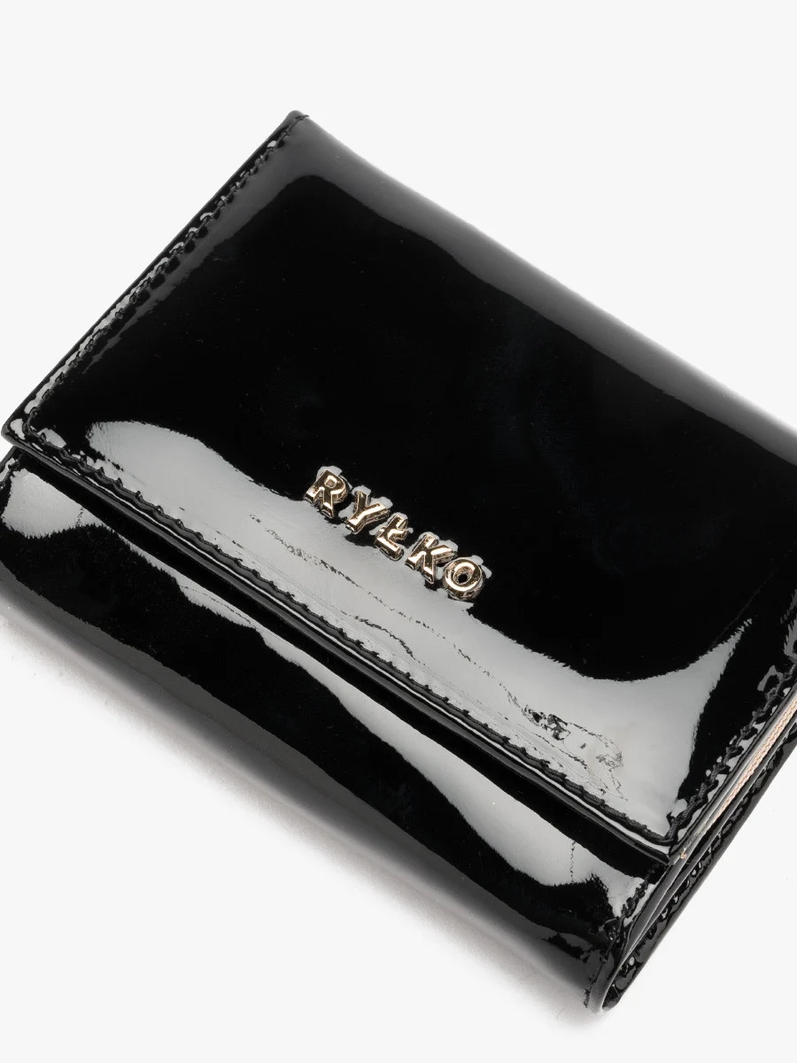 Lakierowany portfel damski