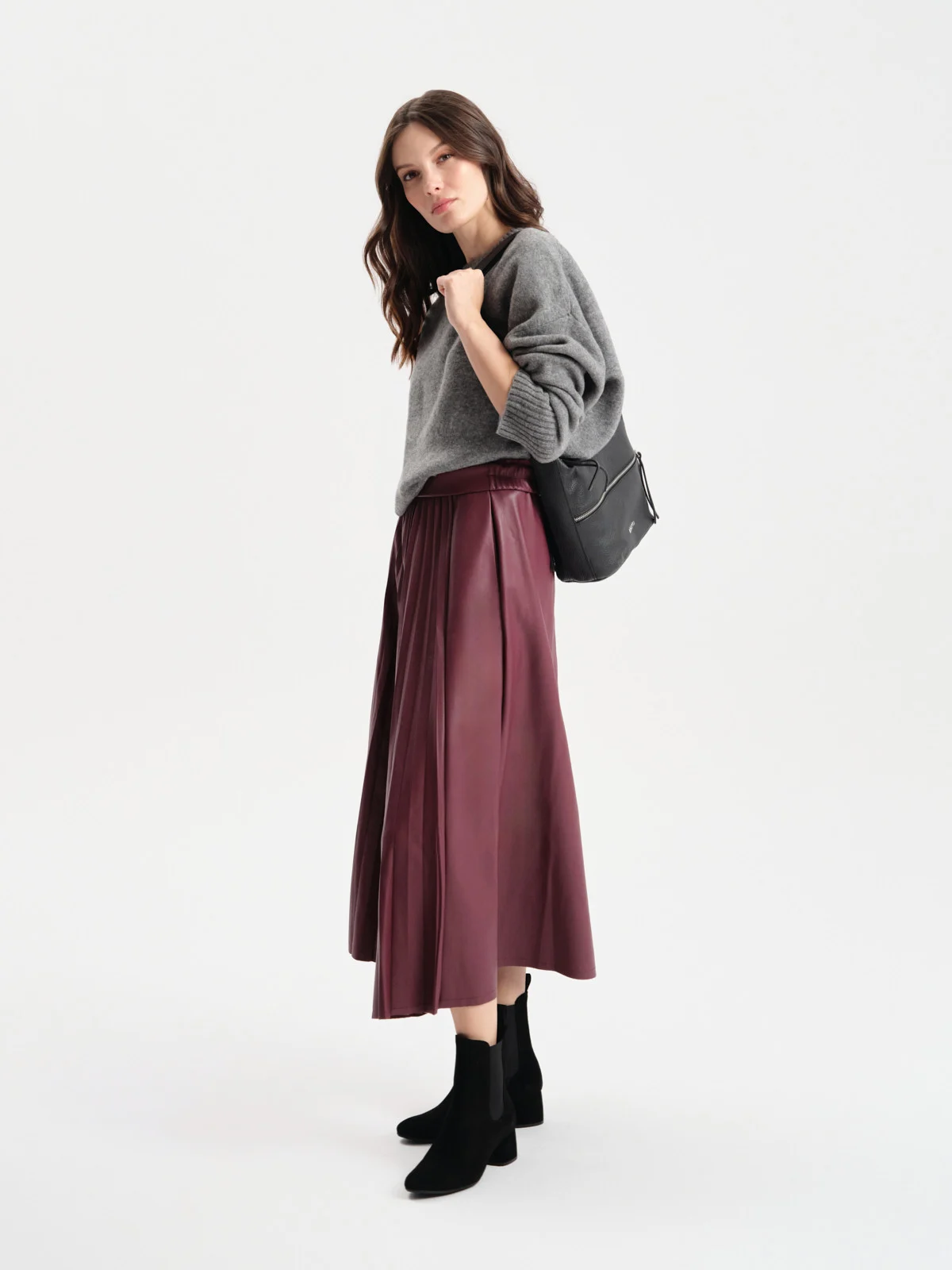 Welurowe sztyblety damskie na okrągłym obcasie