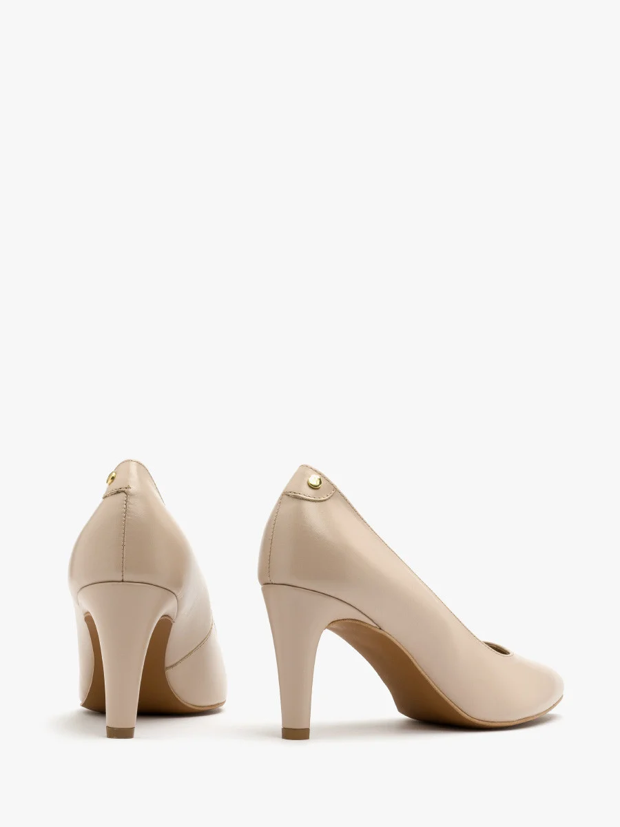 Czółenka na szpilce