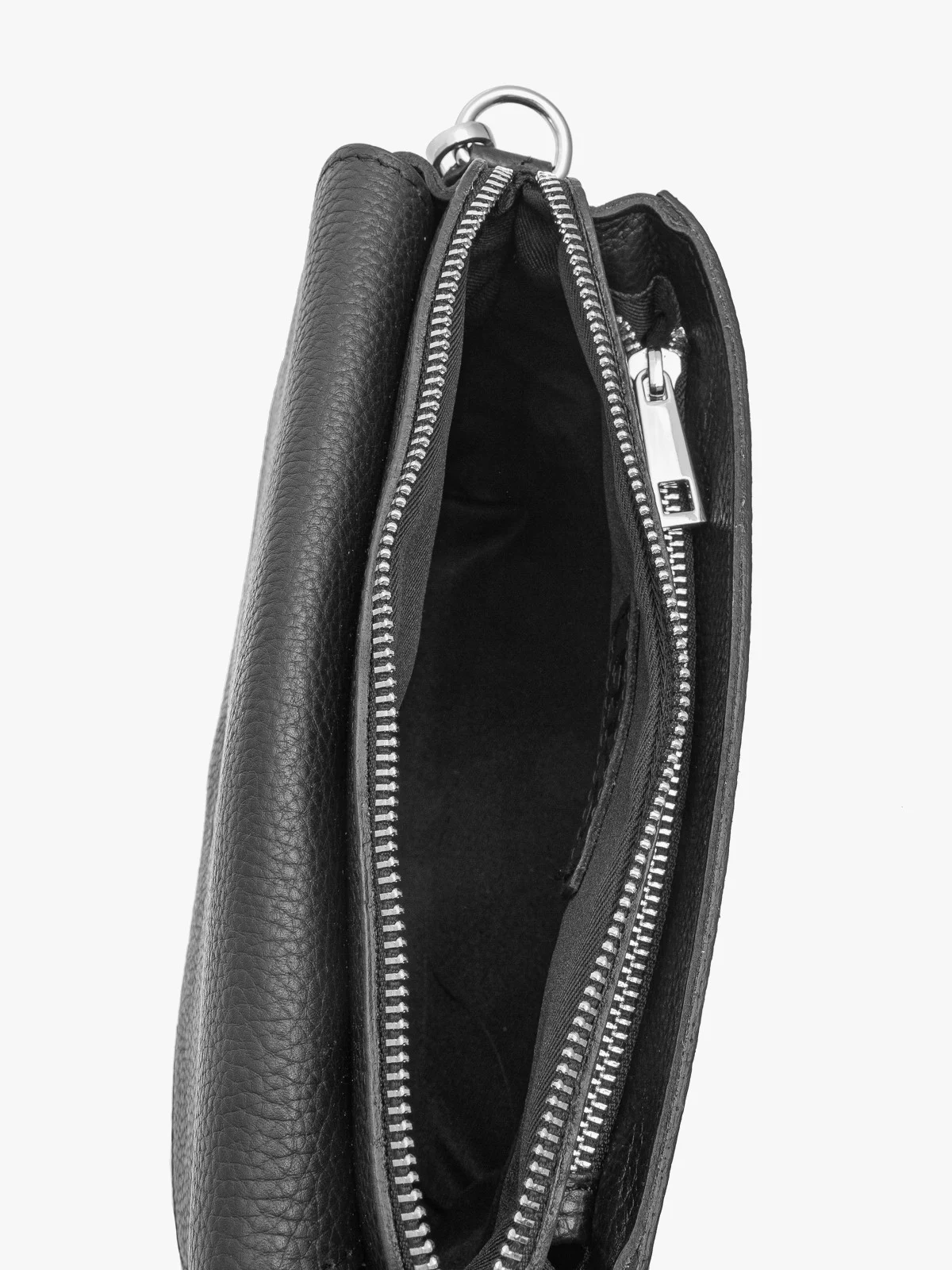 Czarna torebka damska z dekoracyjnym paskiem